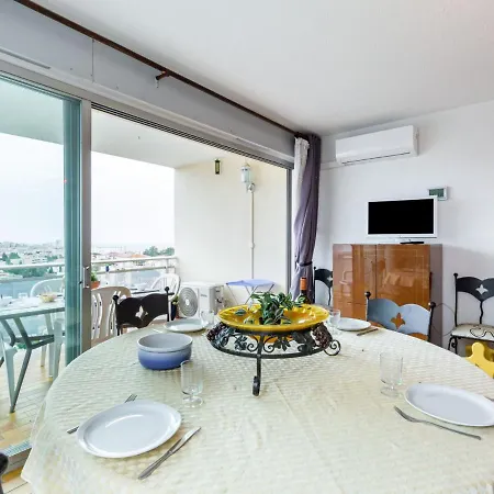 아파트 Les Coteaux Du Preconil-5 By Interhome *