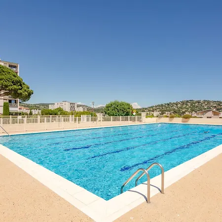 Les Coteaux Du Preconil-5 By Interhome Apartment