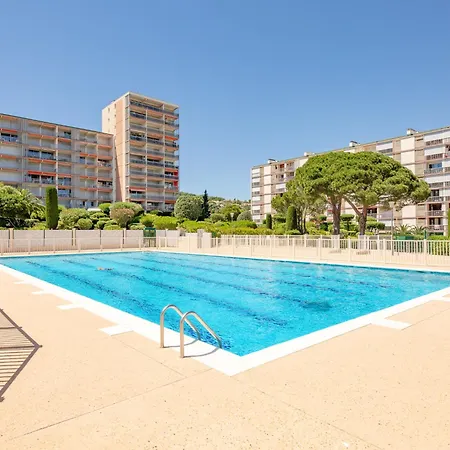 Les Coteaux Du Preconil-5 By Interhome *