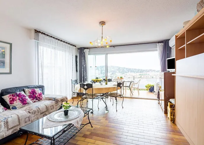 Les Coteaux Du Preconil-5 By Interhome Apartment *