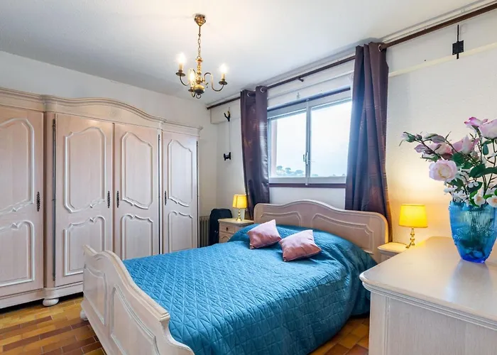 شقة Les Coteaux Du Preconil-5 By Interhome *